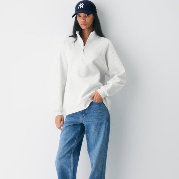 Aritzia - Cozy Sweatfleece Boyfriend 1/2 Zip Sweatshirt size M - Picture 1 of 8